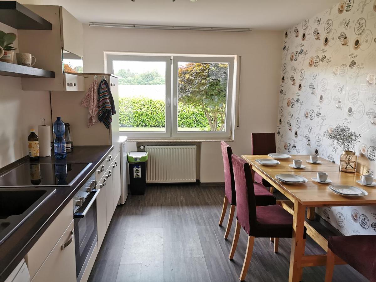 Gemütliche 90 qm Wohnung in Saarburg, zentral gelegen, Garten mit Aussicht, separater Eingang Exterior foto